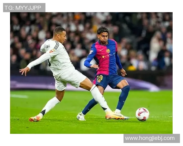 西甲经典对决巴萨与皇马激战成平局双方各得一分 西甲经典对决巴萨与皇马激战成平局双方各得一分