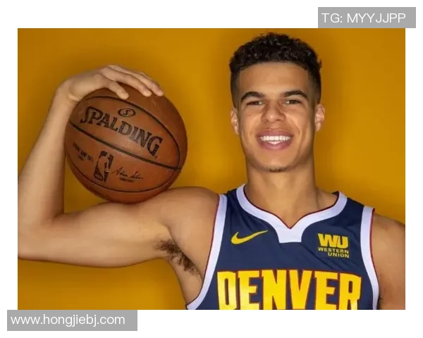 麦觉理湖城与查尔斯顿蓝军的精彩对决引发球迷热议与期待 麦觉理湖城与查尔斯顿蓝军的精彩对决引发球迷热议与期待